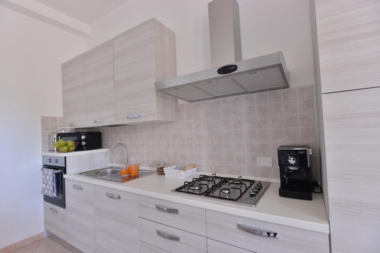 Izzhome Lagoon Pula Bagian luar foto